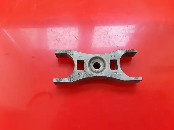 Seat Leon (5F) (2012 - 2019) 04L216 Держатель форсунки — фото 2