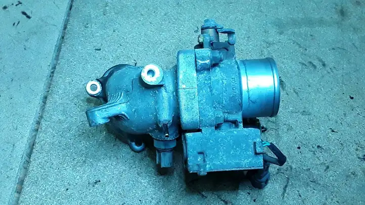 Toyota Corolla E120 E130 (2000 - 2004) 8967221020 Дроссельная заслонка — фото 1