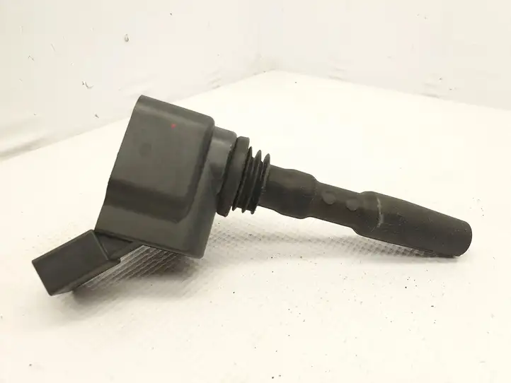Seat Leon (5F) (2012 - 2019) 04E905110K Катушка зажигания — фото 3