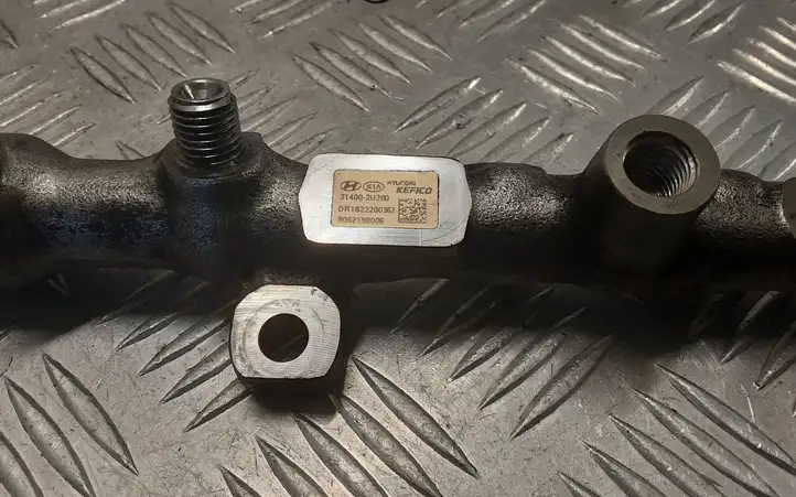 Kia Sportage (2018 - 2021) 314002U200 Магистральная топливная трубка — фото 2