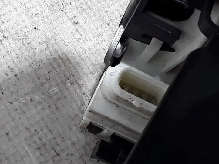 Mercedes-Benz CLA  C117,X117,W117 (2013 - 2019)  A0997202201 Замок передней двери