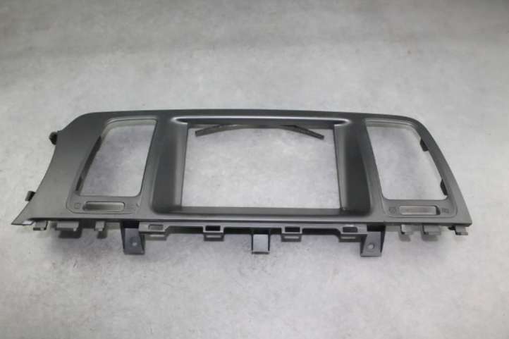 E8234112200 Nissan Murano Z51 Kita panelės detalė