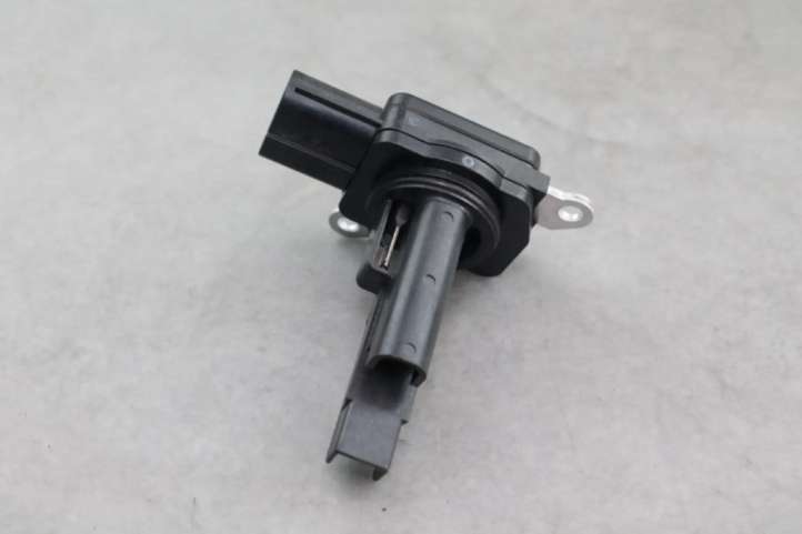 222040V020 Toyota Yaris Oro srauto matuoklis