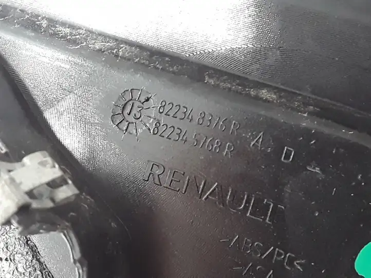 Renault Captur (2013 - 2020) 822348376R Молдинги задней двери — фото 2
