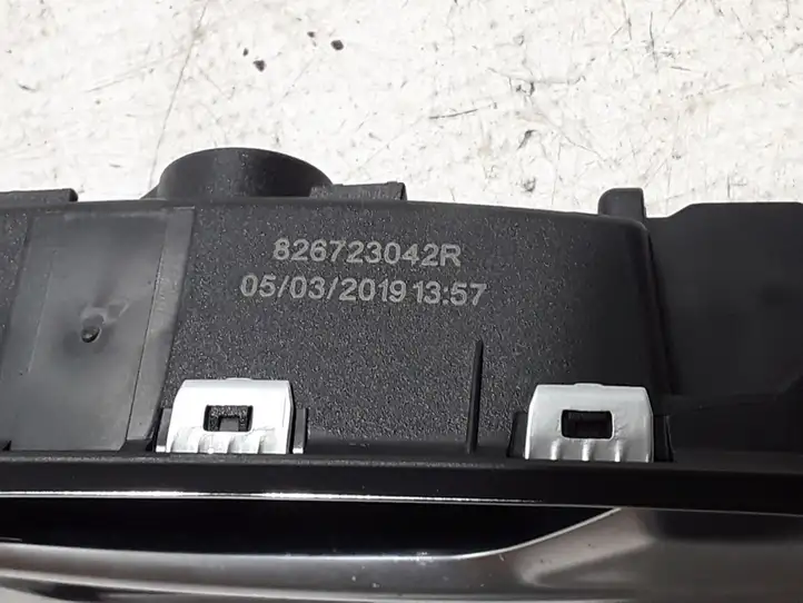 Renault Captur II (2020 - ) 828723042R Внутренняя ручка задней двери — фото 2