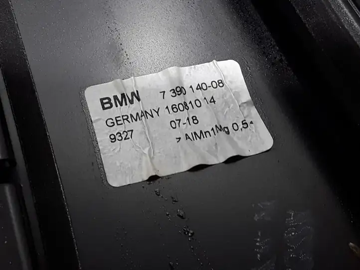 BMW 5 G30 G31 (2016 - ) 7390140 Молдинги задней двери — фото 3