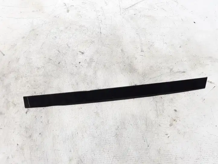 Mercedes-Benz GLE W167 (2019 - )  A1677302301  Отделка дверей (молдинги) задней двери