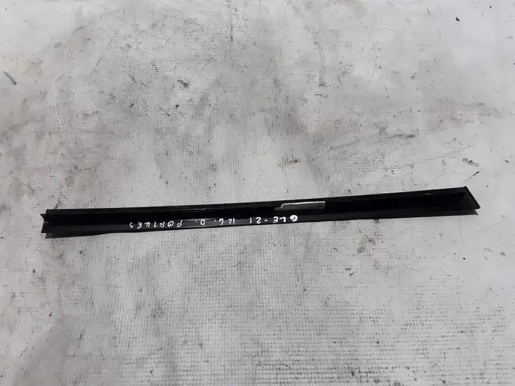 Mercedes-Benz GLE W167 (2019 - )  A1677302301  Отделка дверей (молдинги) задней двери