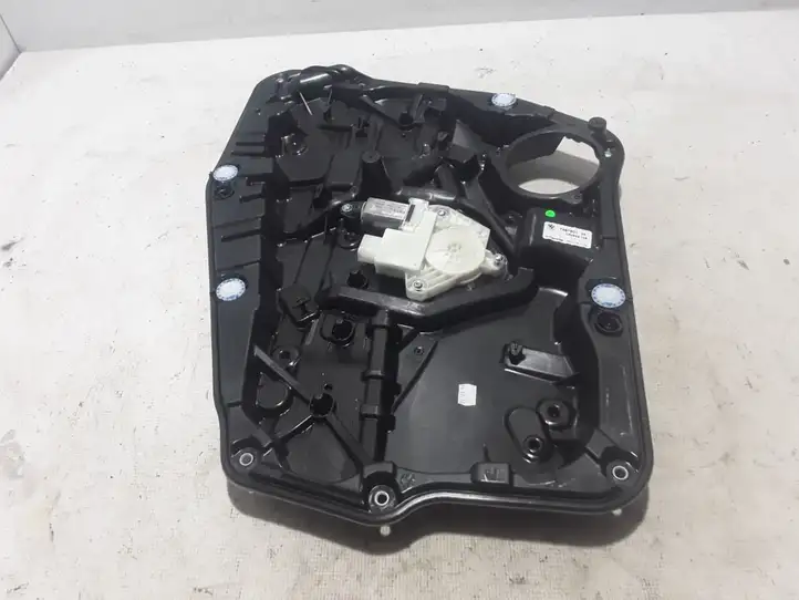 BMW X3 G01 (2018 - )  7487601  Механизм для электрического подъема окон задней двери (без двигателя)