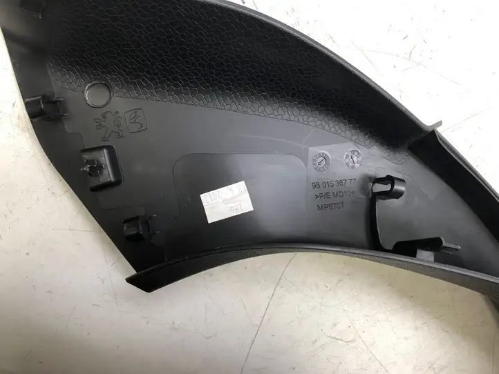 Peugeot 208 (2012 - 2015) 9801536777 Прочая отделка багажника — фото 4