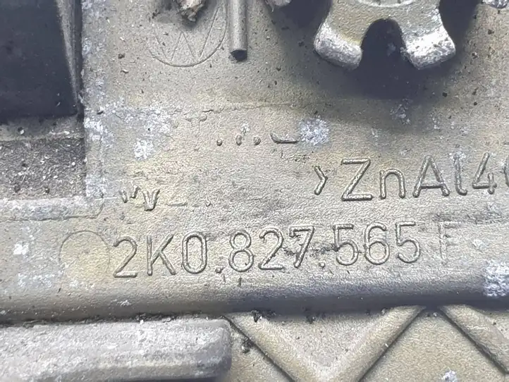 Volkswagen Caddy (2004 - 2010) 2K0827565F Ручка багажной двери — фото 5