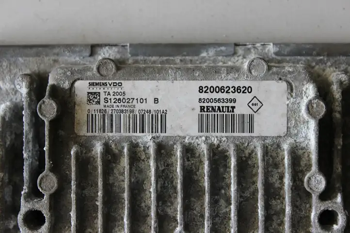 Renault Scenic II - Grand scenic II (2003 - 2006) 8200623620 Блок управления двигателем (ЭБУ) — фото 3