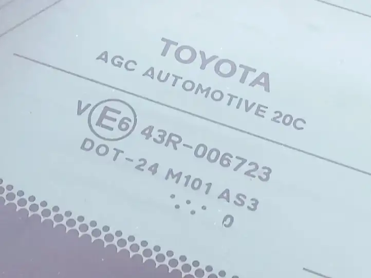 Toyota Avensis T270 (2009 - 2012) Форточка двери — фото 2