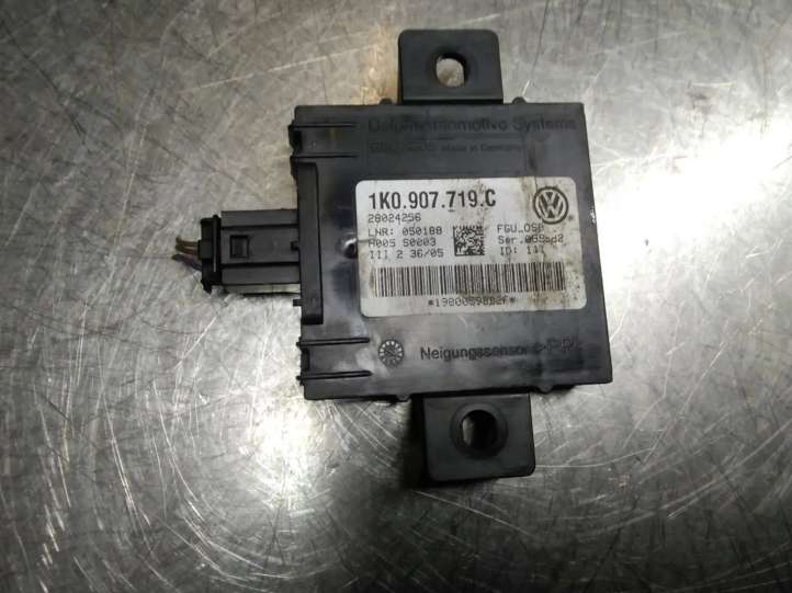 1K0907719C Audi A3 S3 8P Signalizacijos valdymo blokas