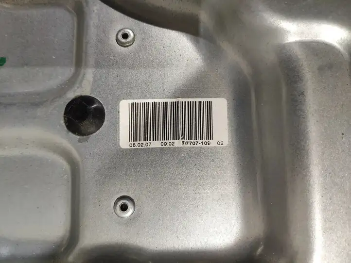 Volvo V50 (2004 - 2008)  8679083 Передний комплект электрического механизма для подъема окна