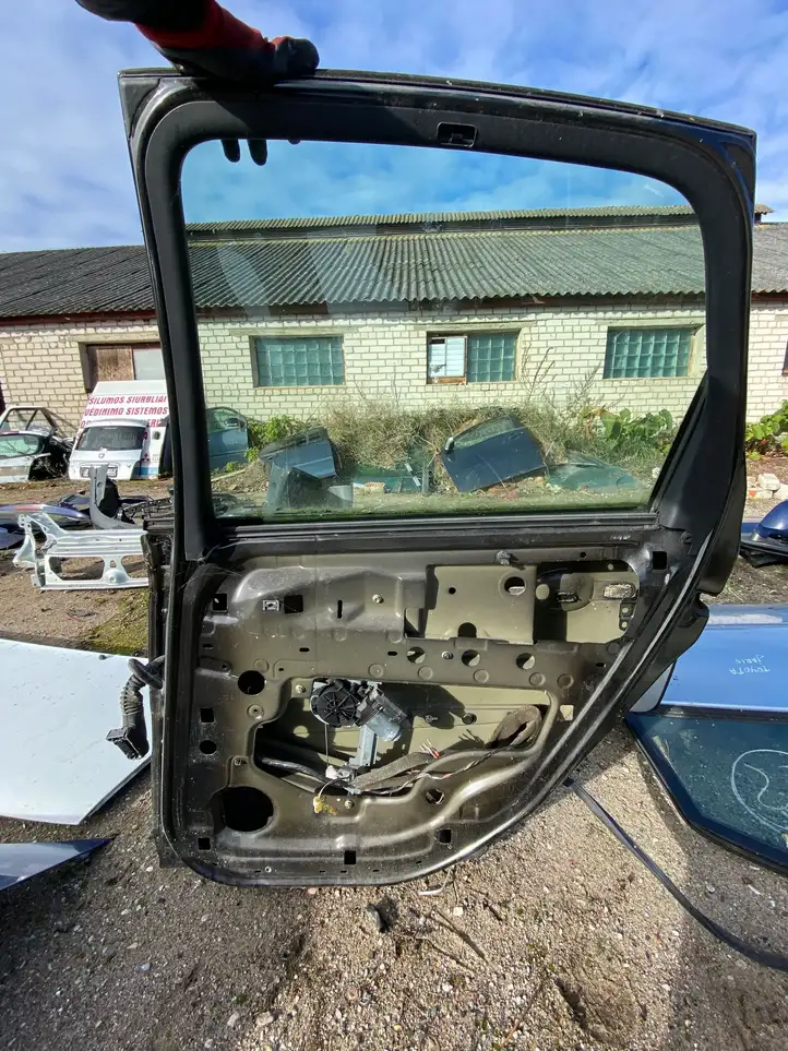 Renault Scenic II - Grand scenic II (2003 - 2006) Задняя дверь — фото 2