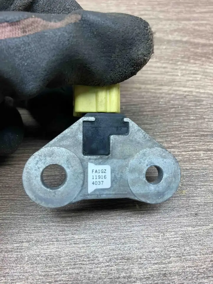 Nissan Qashqai (2006 - 2010) FA1GZ11916 Датчик удара SRS — фото 5