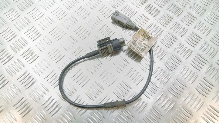 Opel Zafira B (2003 - 2006) 13240812 Проводка переднего датчика ABS — фото 1