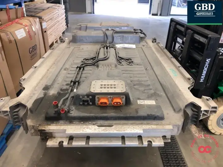 Mercedes-Benz EQC (2018 - )  A2933407400  Аккумуляторная батарея гибридного / электрического автомобиля