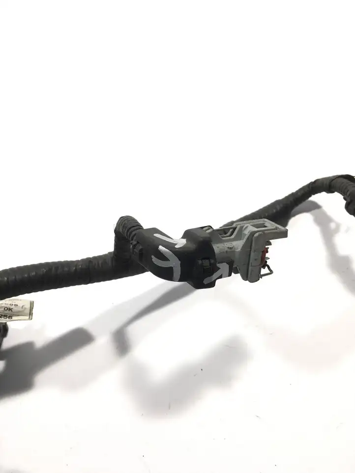 Hyundai Terracan (2004 - 2007) 338104X600 Проводка топливных форсунок — фото 3