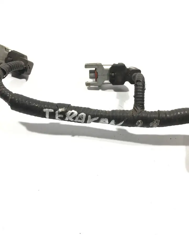 Hyundai Terracan (2004 - 2007) 338104X600 Проводка топливных форсунок — фото 7
