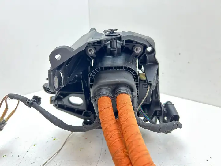 Porsche Taycan 9J1 (2019 - ) 9J1915372C Зарядный разъем электромобиля — фото 4