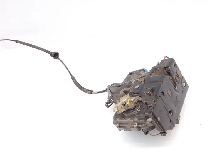 Skoda Fabia Mk1 (6Y) (1999 - 2007)   Замок задней двери