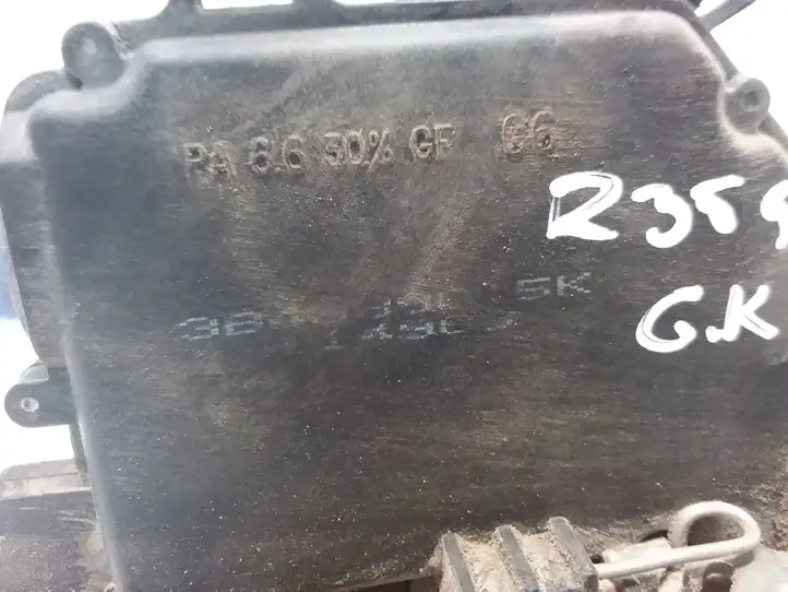 Skoda Fabia Mk1 (6Y) (1999 - 2007)   Замок задней двери