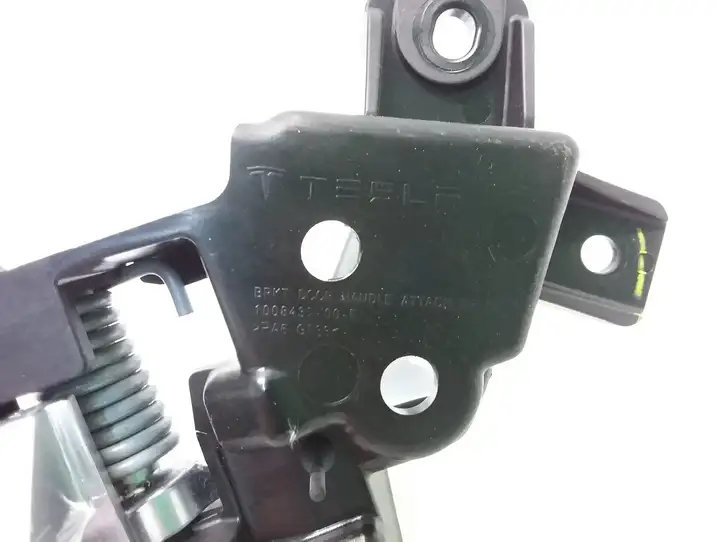 Tesla Model S (2016 - 2021) 100843200E Внутренняя ручка задней двери — фото 3