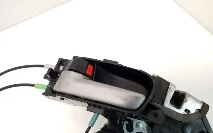 Suzuki Grand Vitara (2005 - 2008)  60616115 Замок задней двери