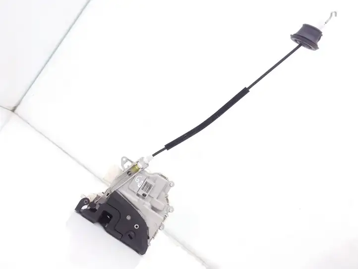 Audi A4 S4 B8 8K (2007 - 2011) 8K0839016C Замок задней двери — фото 2
