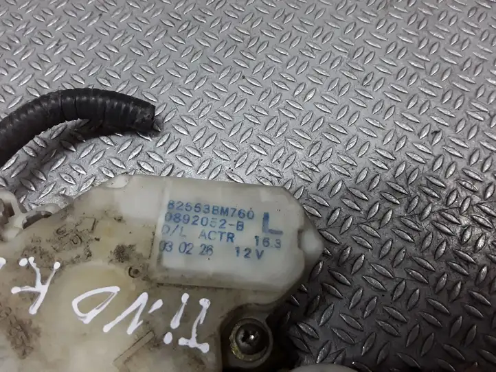 Nissan Almera N16 (2000 - 2010) 82553BM760 Замок задней двери — фото 2