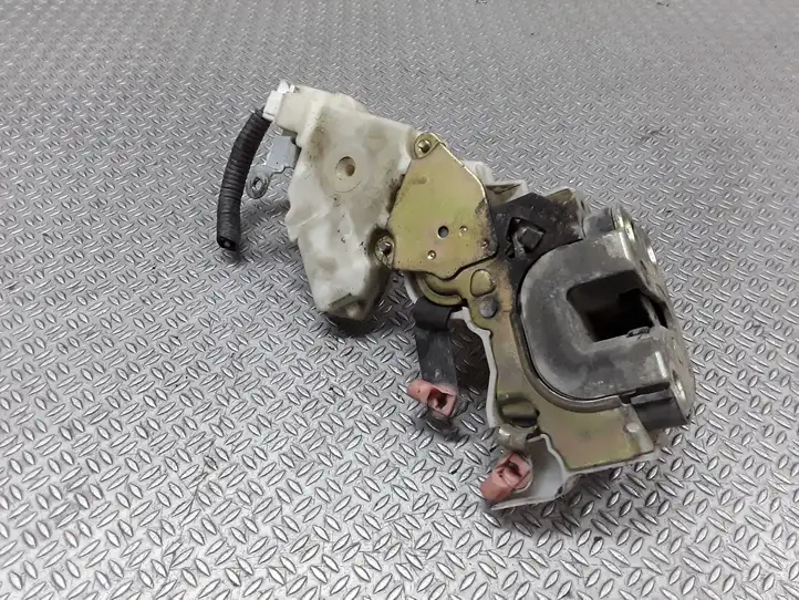 Nissan Almera N16 (2000 - 2010) 82553BM760 Замок задней двери — фото 4