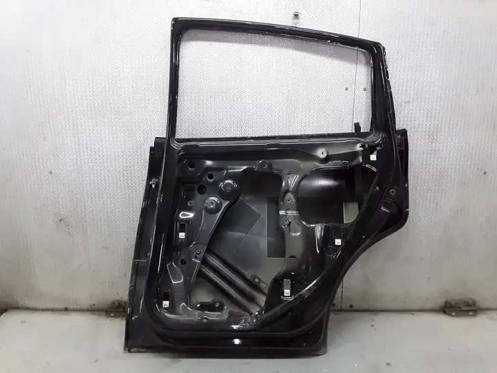 Seat Leon (1P) (2005 - 2012)   Задняя дверь