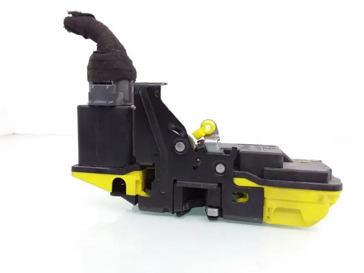 Volvo S60 (2000 - 2004)  8650554 Замок задней двери