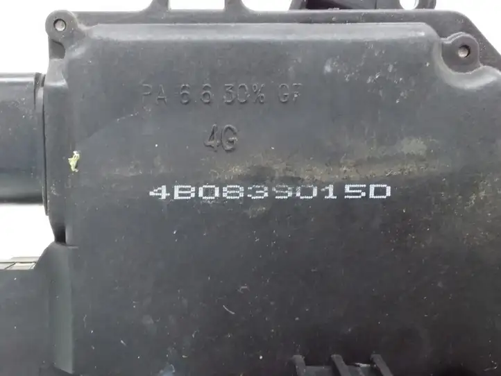 Audi A4 S4 B6 8E 8H (2000 - 2006) 4B0839015D Замок задней двери — фото 3