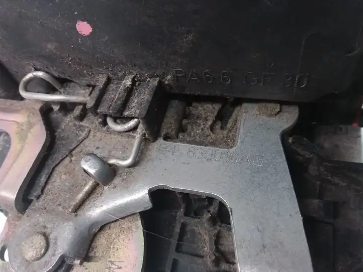 Seat Ibiza III (6L) (2002 - 2008) 3B4839016AG Замок задней двери — фото 5