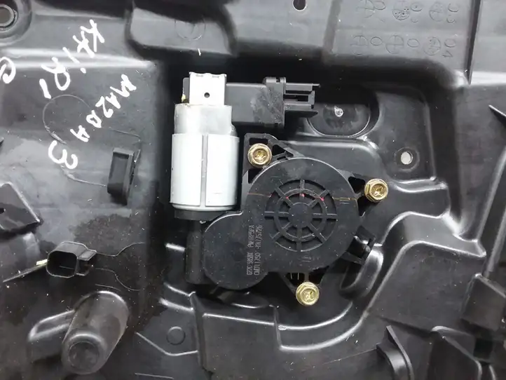 Mazda 3 (2003 - 2006)  BP4K7397X Передний комплект электрического механизма для подъема окна