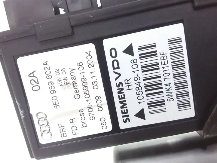 Audi A4 S4 B7 8E 8H (2004 - 2009) 8E0959802A Стеклоподъемник задней двери — фото 3