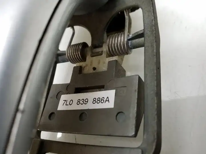 Volkswagen Touareg I (2002 - 2010) 7L0839886A Наружная ручка задней двери — фото 7