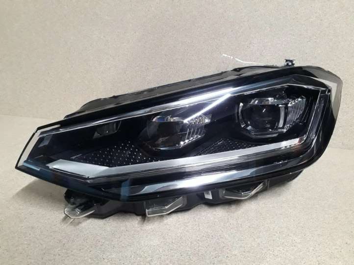 Volkswagen Golf VII (2013 - 2019)  517941081 Передняя фара