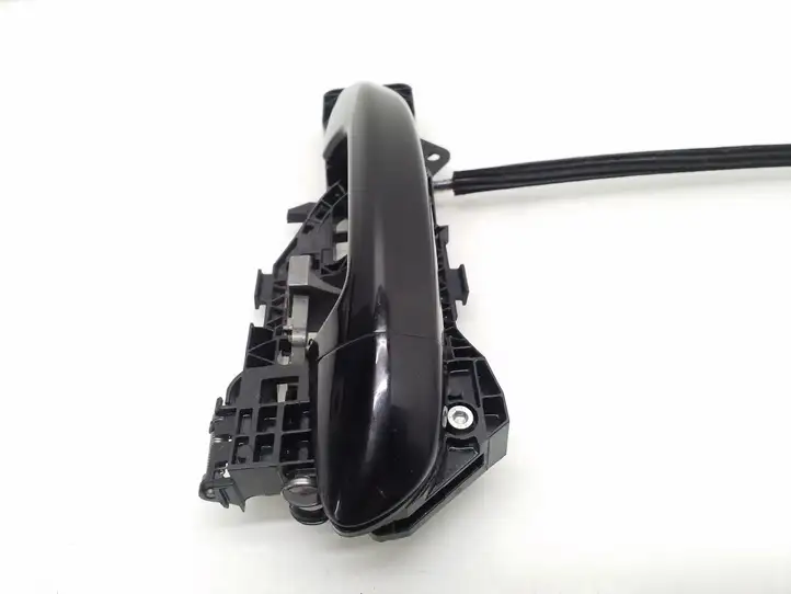 Volkswagen PASSAT B6 (2005 - 2010)   Наружная ручка