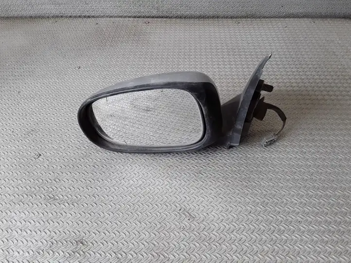 Nissan Almera N16 (2000 - 2010) E11015827 Боковое зеркало с электроприводом — фото 1