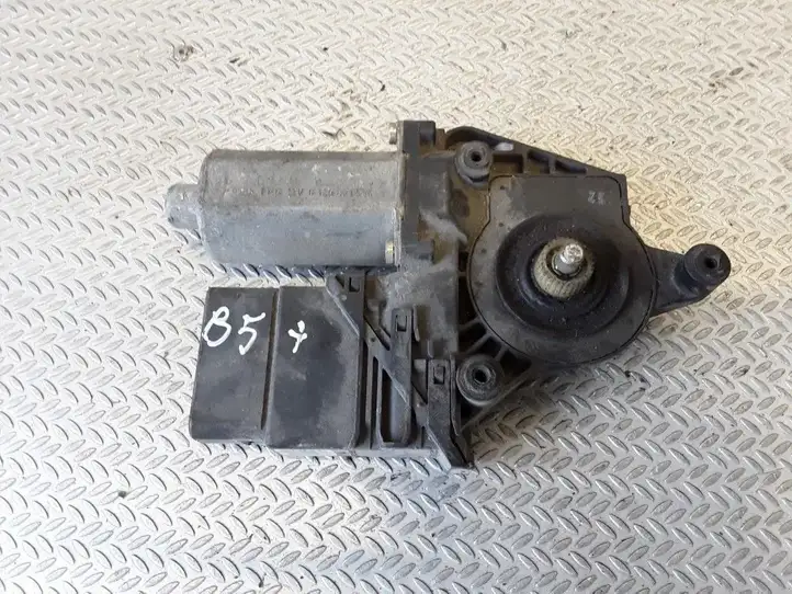 Volkswagen PASSAT B5.5 (2001 - 2005) 0130821696 Стеклоподъемник задней двери — фото 1