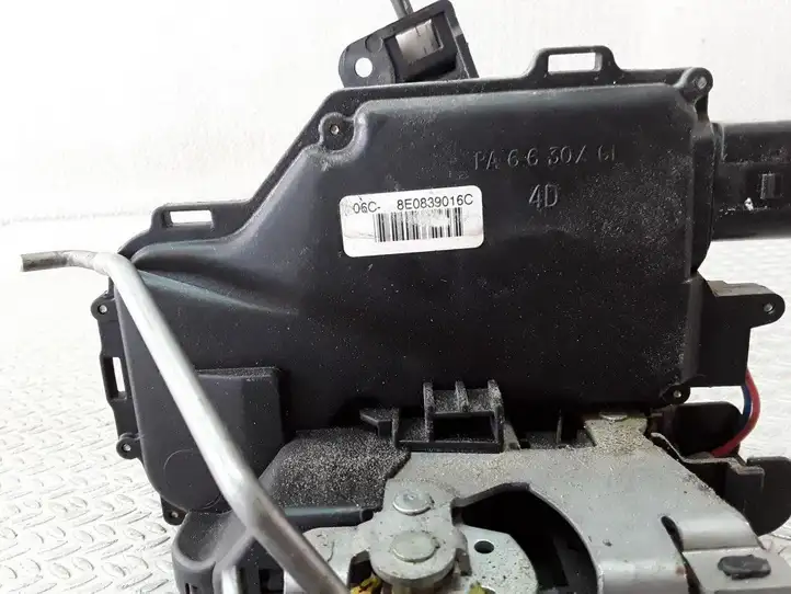 Audi A4 S4 B6 8E 8H (2000 - 2006) 8E0839016C Замок задней двери — фото 2