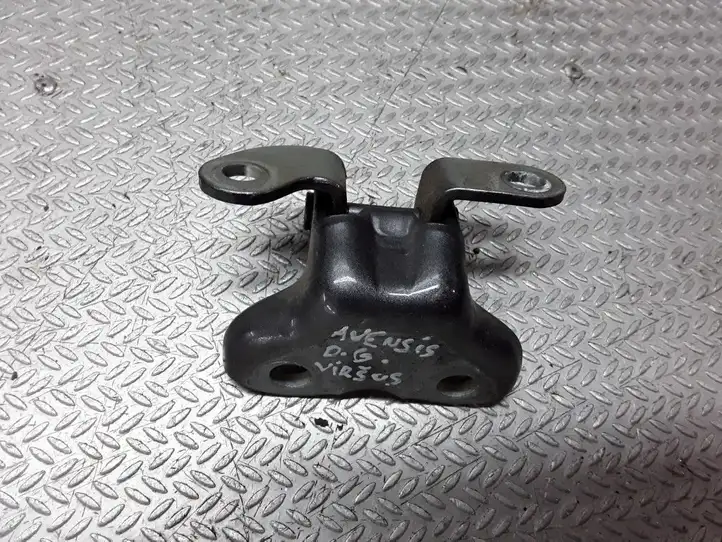 Toyota Avensis T250 (2006 - 2009)   Верхняя петля задней двери