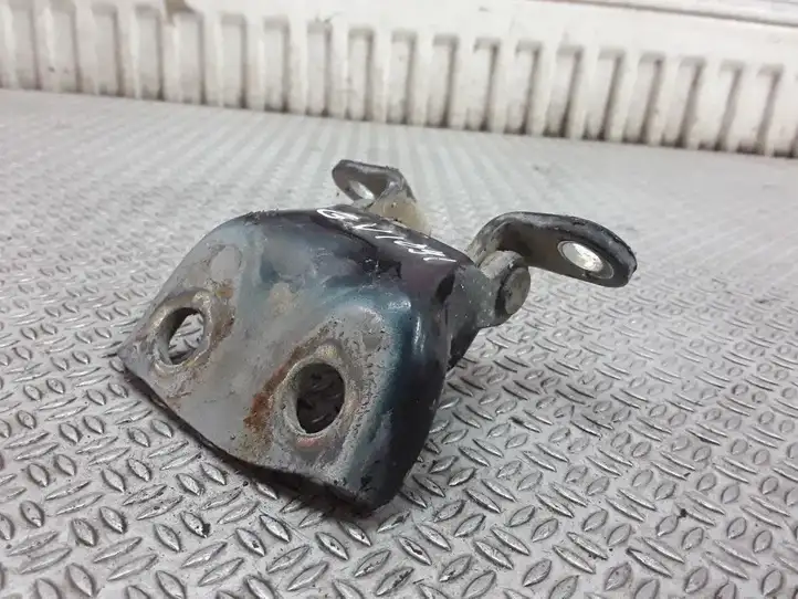 Hyundai Galloper (1997 - 2003)   Верхняя петля задней двери