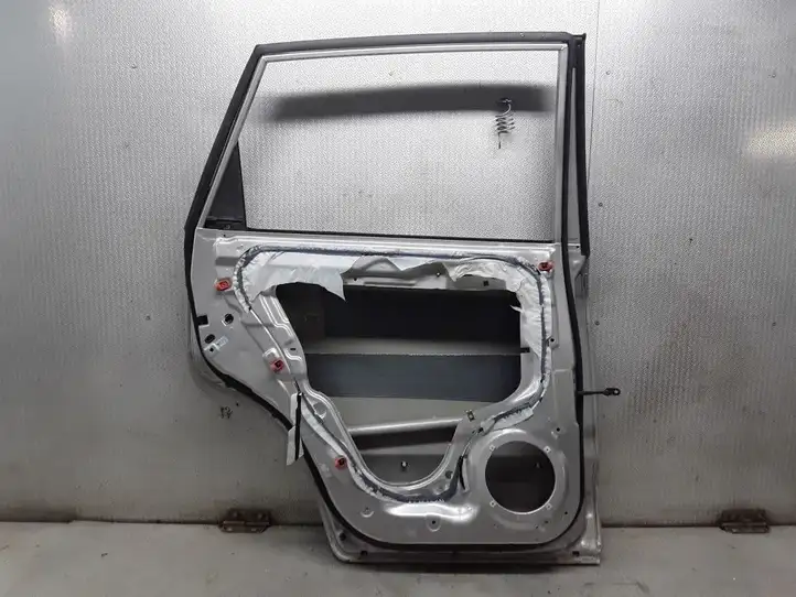 Hyundai Tucson JM (2004 - 2009) Задняя дверь — фото 2