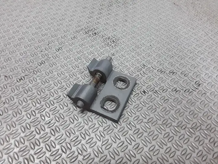BMW 3 E90 E91 (2005 - 2012) Верхняя петля задней двери — фото 1