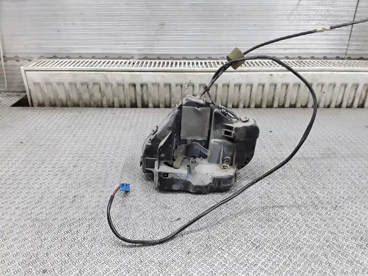 Mercedes-Benz E W211 (2002 - 2009)   Замок задней двери